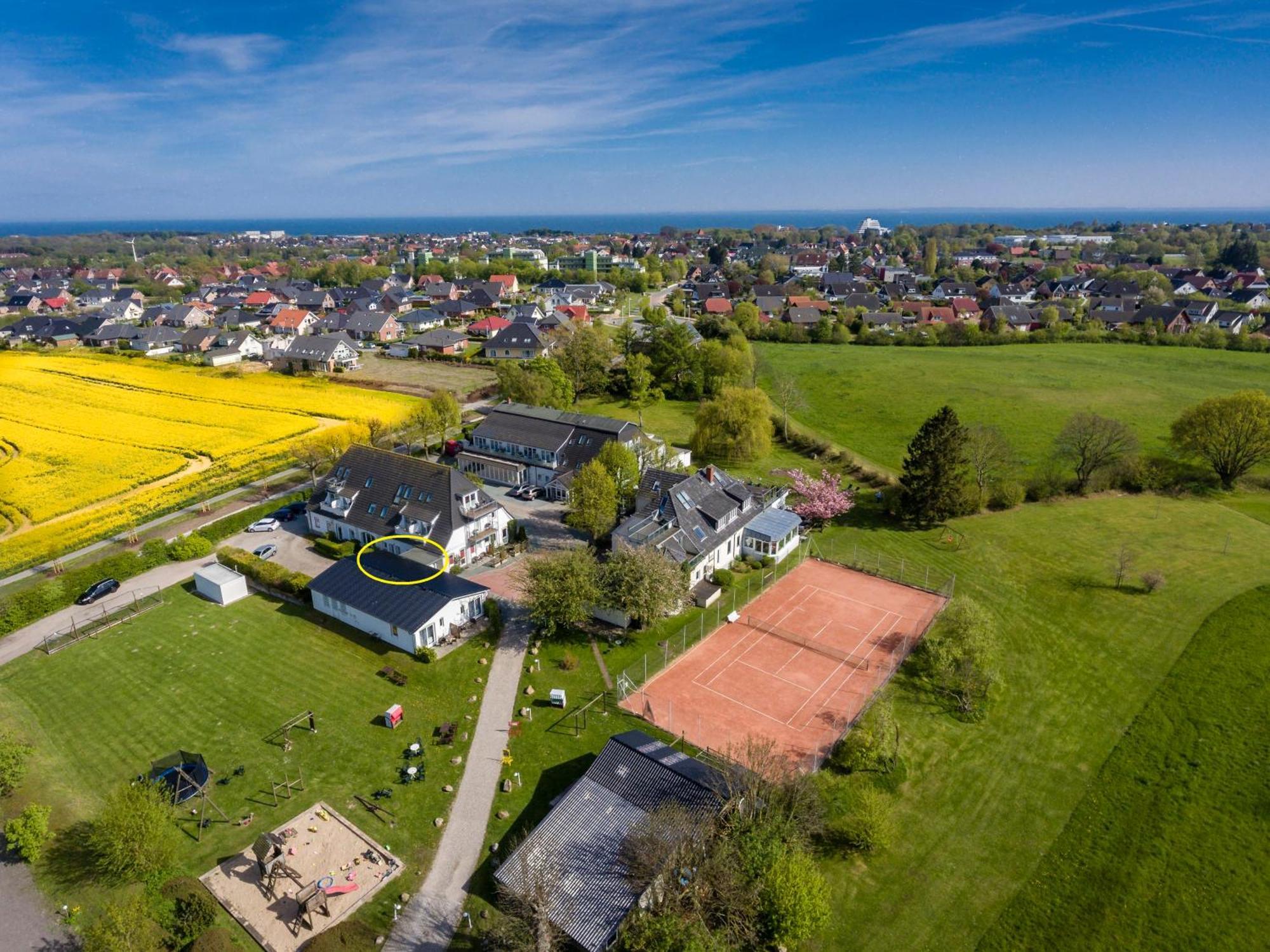 Hofhotel Kraehenberg Grömitz Kamer foto