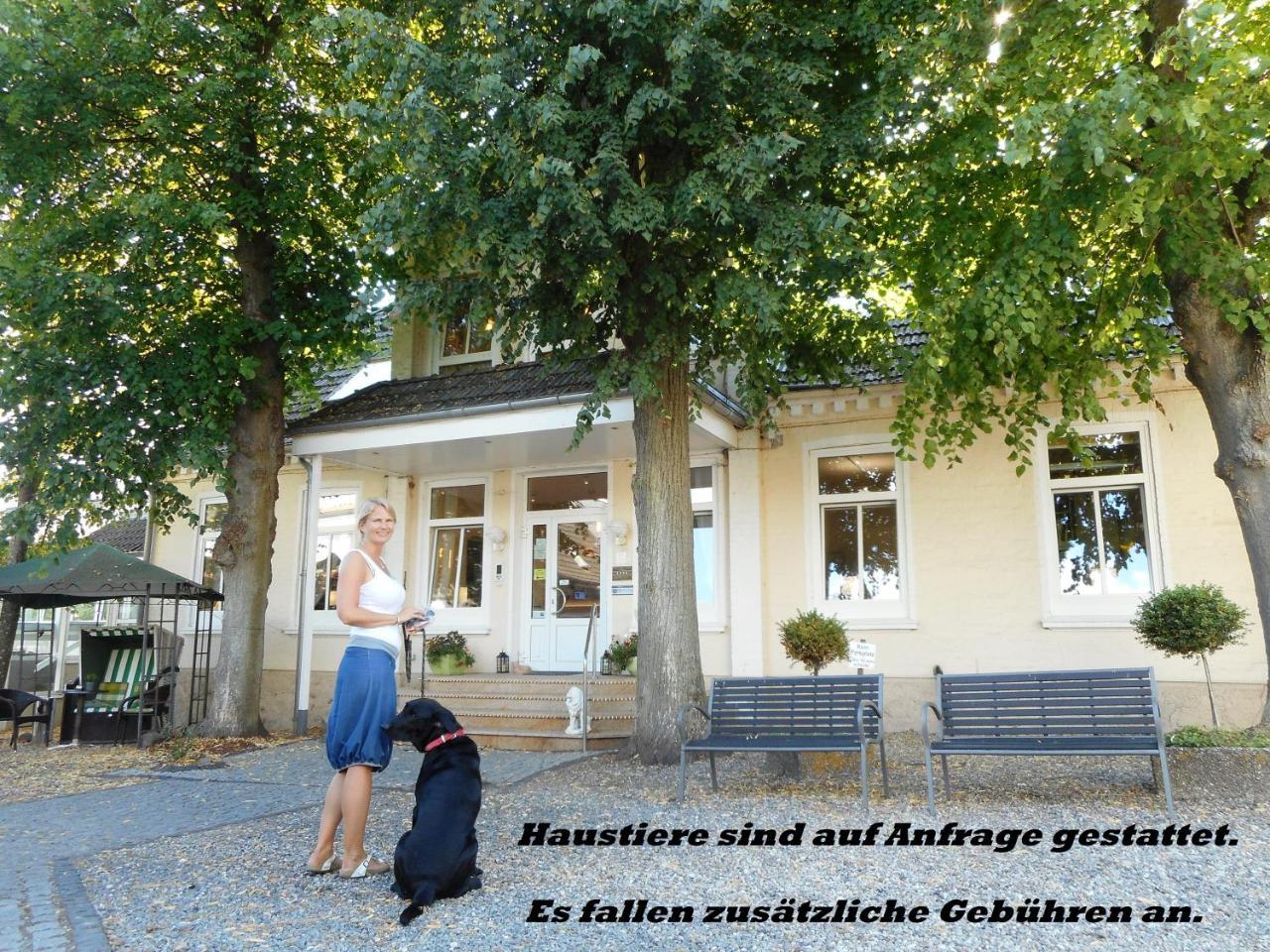 Hofhotel Kraehenberg Grömitz Buitenkant foto