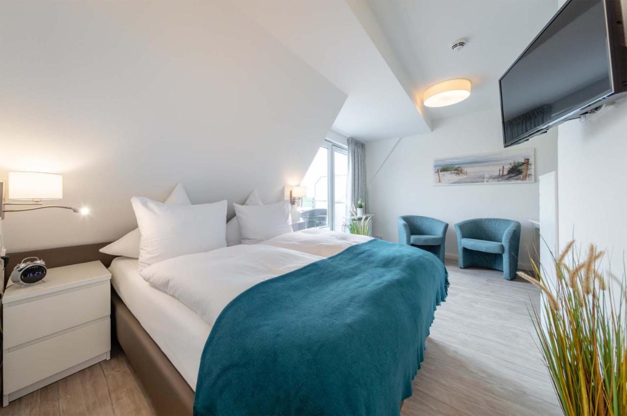 Hofhotel Kraehenberg Grömitz Buitenkant foto